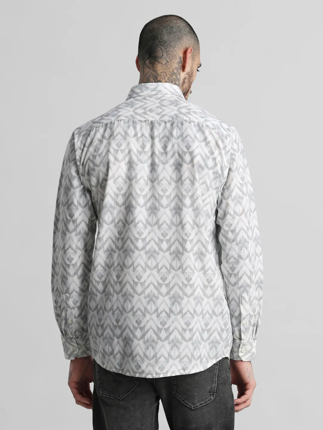 White Grey Printed Shirt - Image 5