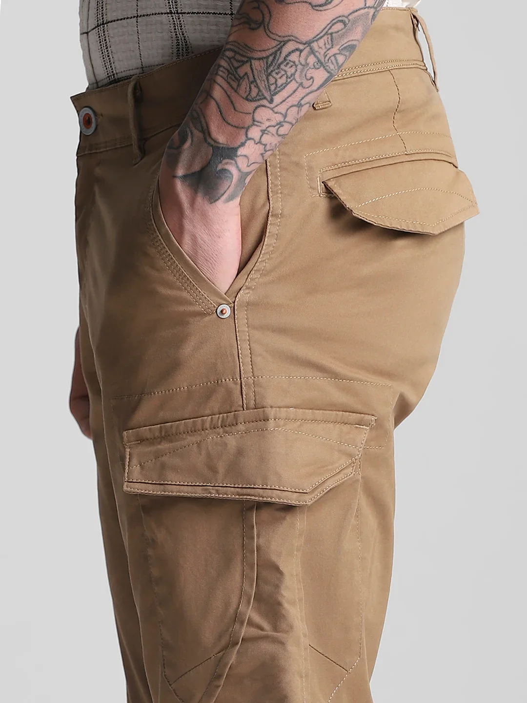 6 Pocket Dk.Khaki Twill Cargo Pant - Image 5