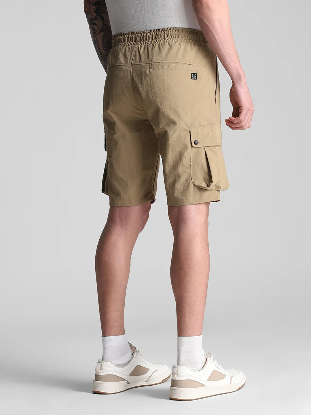 Khaki Solid Straight Regular Fit Shorts - Image 4