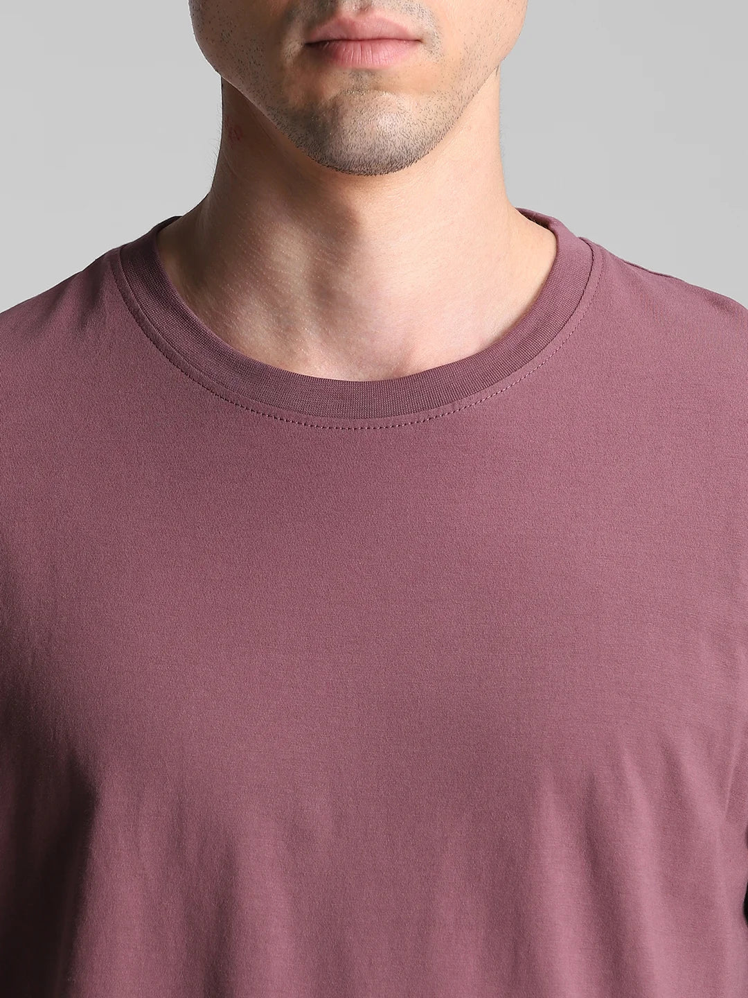 Onion Solid Crew Neck T-Shirt - Image 3