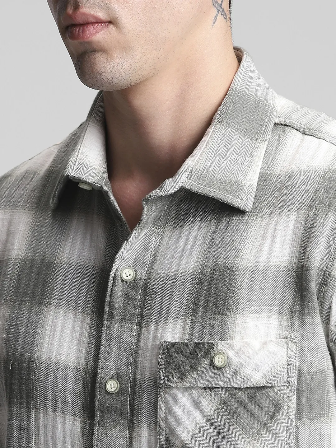 Pista Checkered Shirt - Image 3