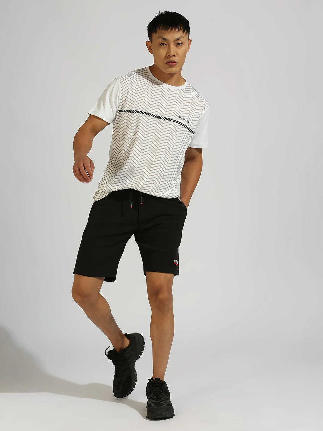 Graphic White Printed T-Shirt - Image 5