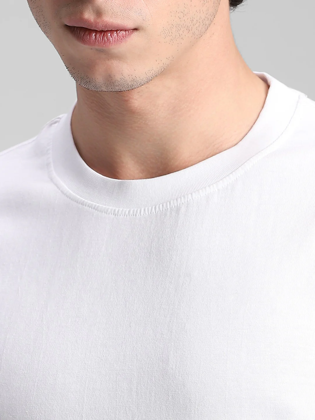 White Solid Crew T-Shirt - Image 3