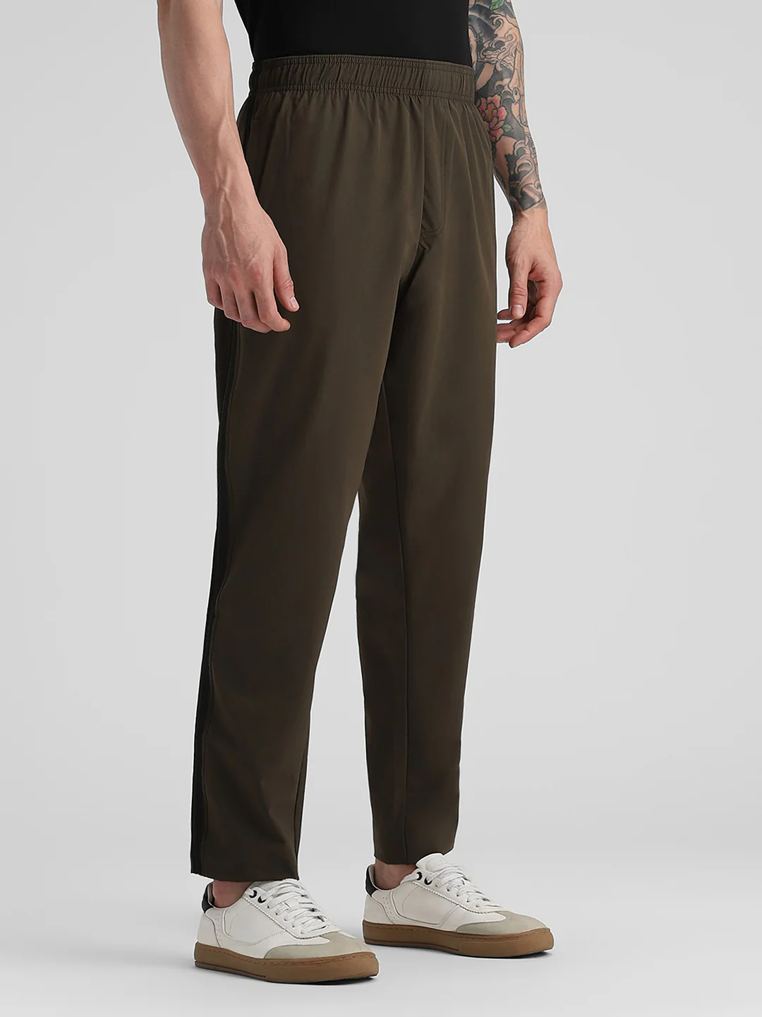 Wanderer Olive Joggers - Image 5